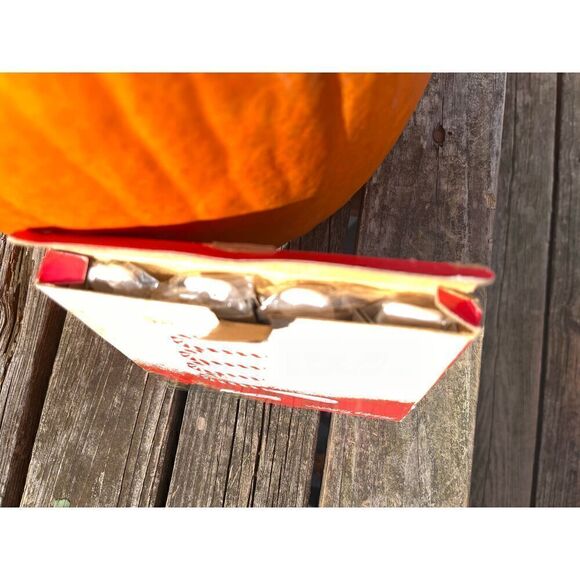 Candy cane knife spreader. Set of four spreaders. With box. - Picture 12 of 14